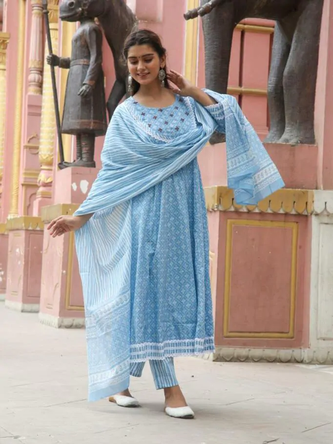 Women Embroidered Anarkali Kurta Set
