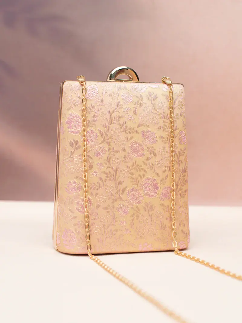 Woman Blush Gold Elegance