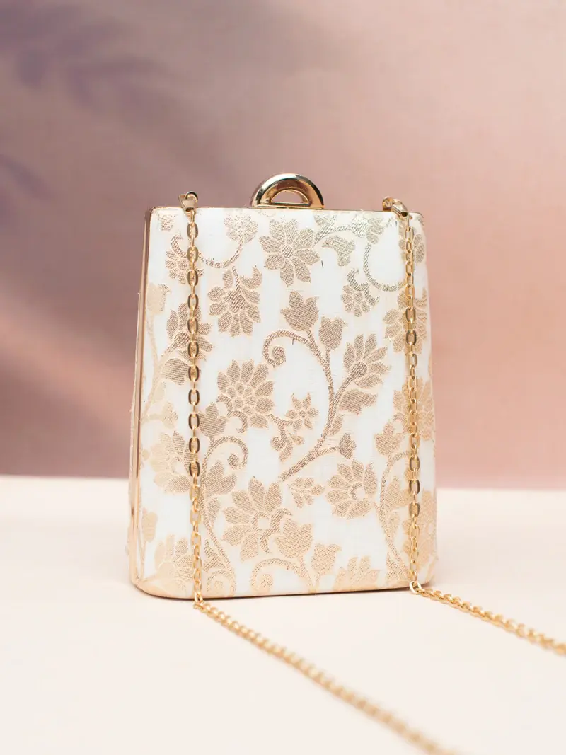 Woman Ivory Royale Clutch