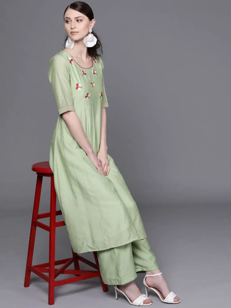 Women Green & Red Yoke Design Anarkali Kurta