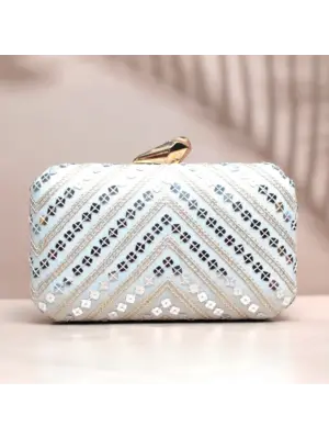 Woman Silver Sequins White Embroidery Clutch