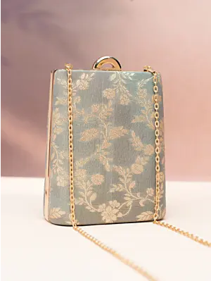 Woman Misty Gold Elegance