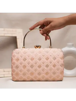 Woman Pink Box Pattern Embroidery Clutch