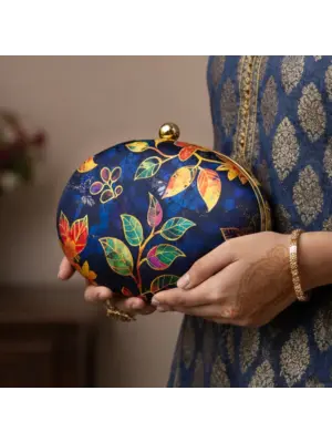 Women Blue Batik Leaves Print Oval Clutch