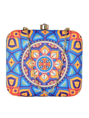 Woman Aesthetic Symmetrical Mandala Clutch
