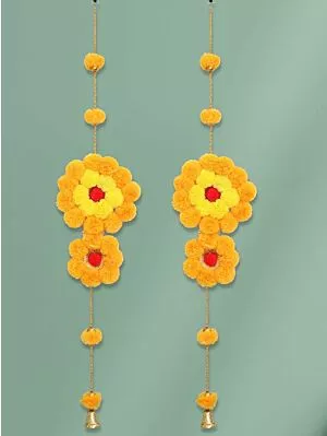 Handmade Artificial Marigold Fluffy Flowers Door&Wall Hanging For Home/Office Decoration