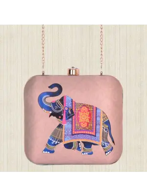 Women Ellie Print Clutch