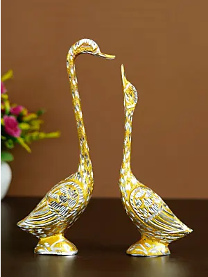 Golden Metal Kissing Swan Couple Handcrafted Decorative showpiece Bird Figurine Set