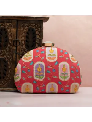 Woman Red Floral Printed Zari Embroidery Clutch