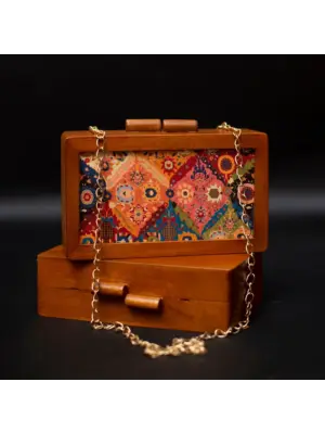 Women Multicolour Printed Wooden Clutch