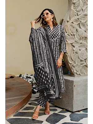 Women Pure Cotton Plus Size Kurta Pant Set with Dupatta, Dusty Black Floral Printed Set 