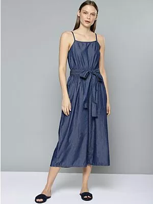 Women Navy Blue Solid Culotte Chambray Jumpsuit
