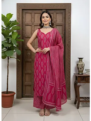 Pink Printed Straight Kurta Set With Dupatta for Women