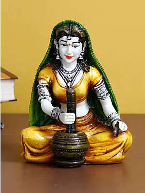 Polyresin Rajasthani Women Statue Grinding Chilli Decorative Human Figurines Home Decor Showpiece