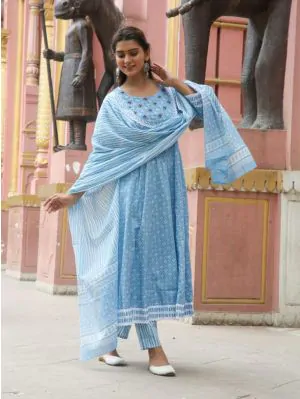 Women Embroidered Anarkali Kurta Set