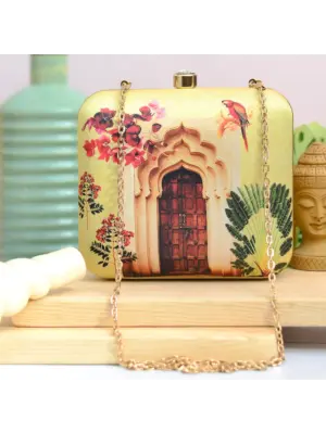 Women Floral Door Print Clutch