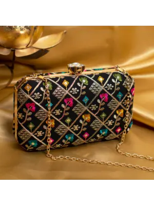 Women Black Sequins Floral Embroidery Party Clutch