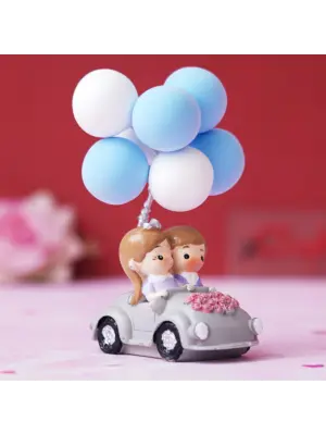 Romantic Couple Statue with Balloon on a Car Decorative Showpiece