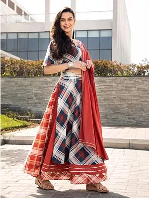 Red & Blue Checks Printed Lehenga Choli With Solid Dupatta