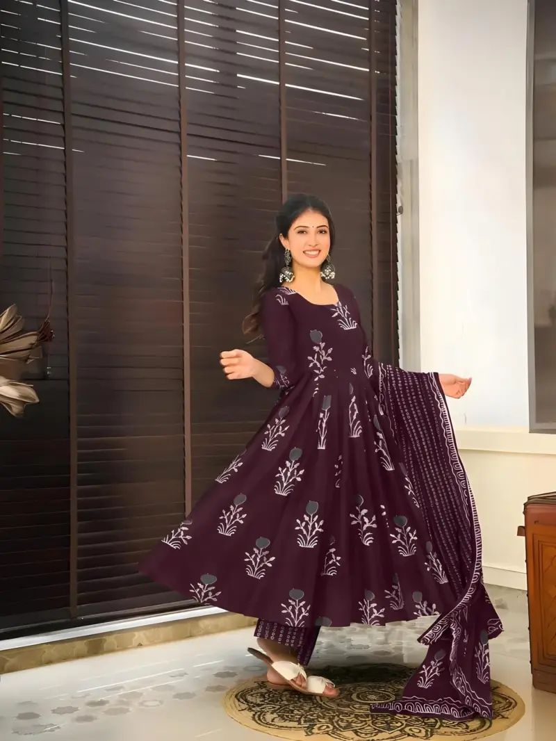 Women Pure Cotton Plus Size Kurta Pant Set with Dupatta,Floral Print Maroon Kurta Sets 