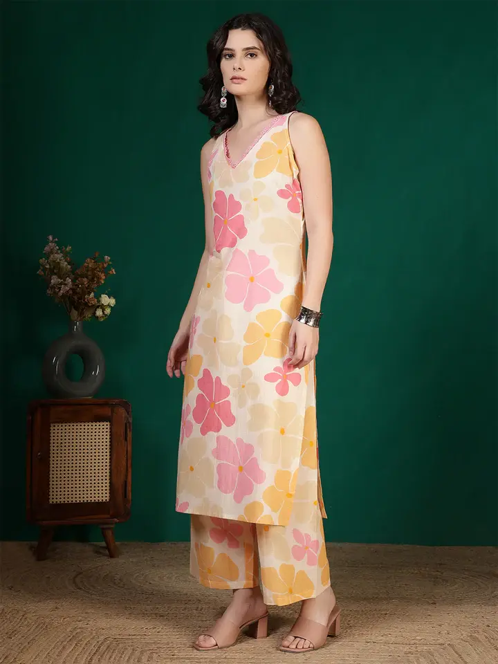 Women Multicolor Floral Printed Two Piece Kurta Set