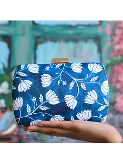 Women Blue and White Floral Printed Clutch