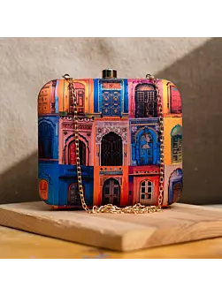 Woman Classic Mughal Doors Printed Clutch