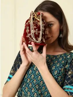 Women Round Velvet Stylish Potli Pouches 