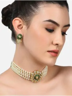 Kundan Studded White Pearl Choker with Earring