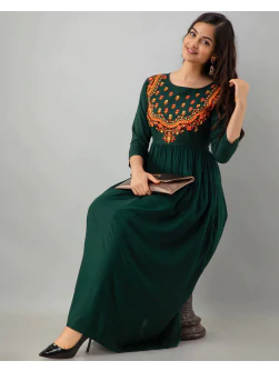 Women Green Embroidered Round Neck Anarkali Kurta