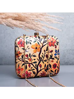Woman Biege Based Floral Printed Clutch