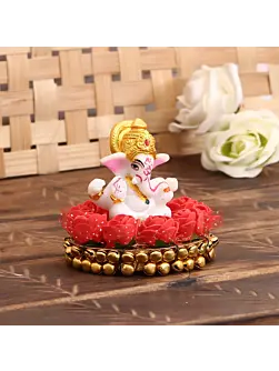 Polyresin Lord Ganesha Idol on Decorative Plate for Car Dashboard and Home