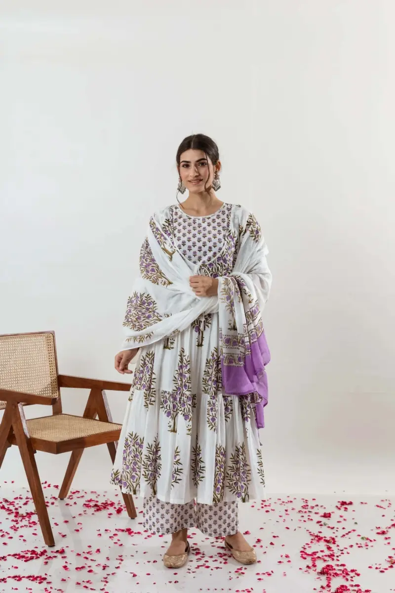 Women's Plus Size White Cotton Block Print Anarkali Salwar Kameez, Indian Curvy Fashion