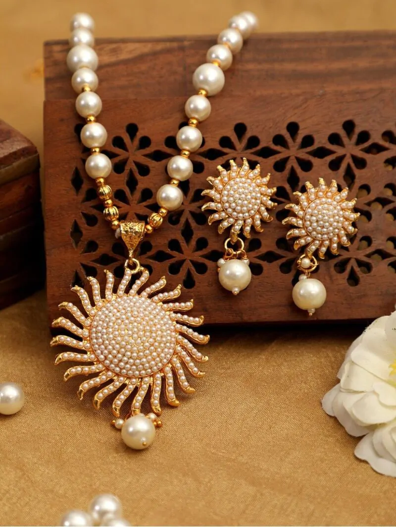 White Pearl Gold Plated Choker Set with Earring