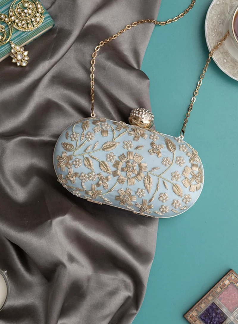 Women Zari Embroidered Pastel Clutch