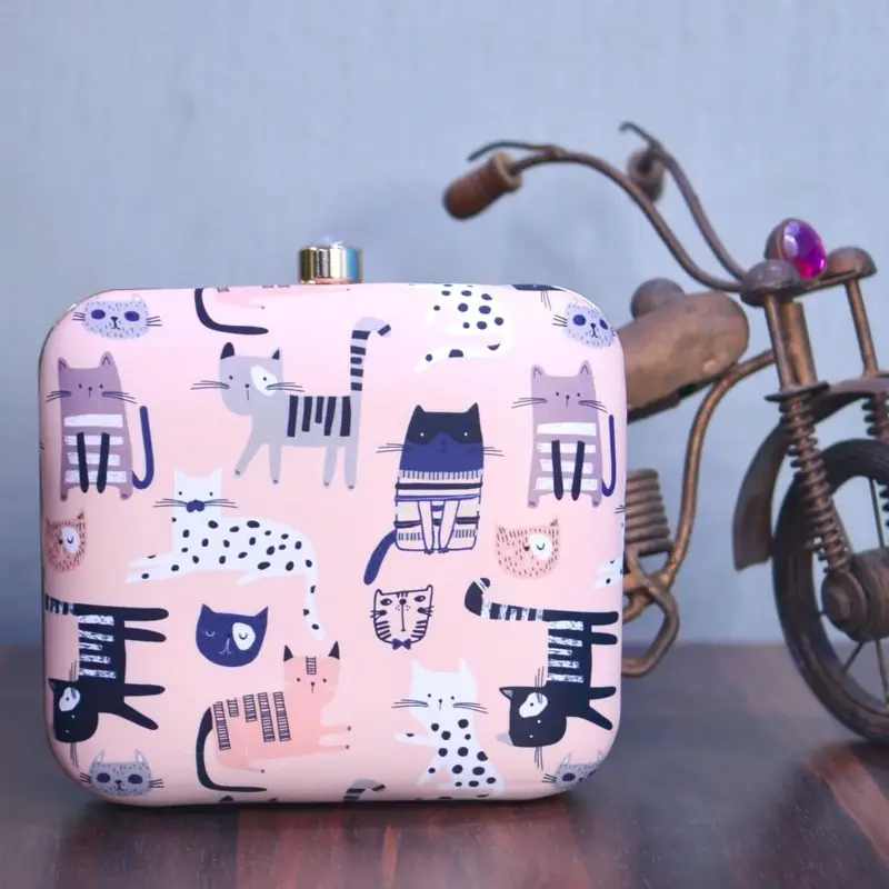 Women Cute Cat Printed Clutch