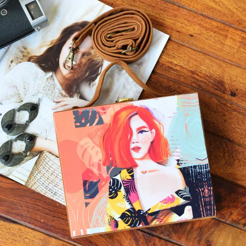 Women Red Hair Tropical Girl Clutch
