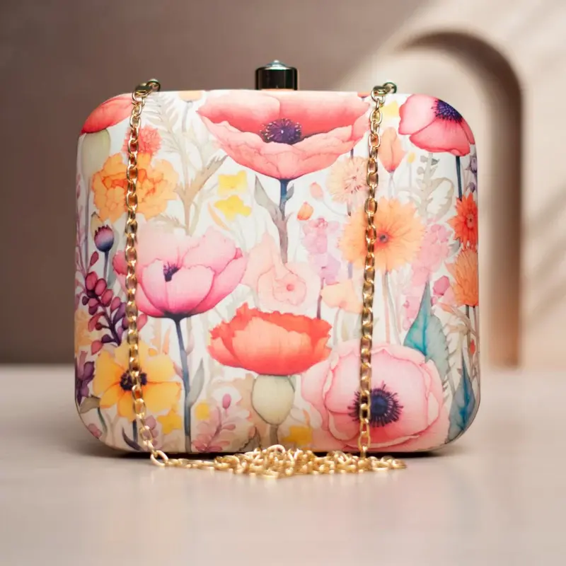 Women Multicoloured Floral Printed Clutch