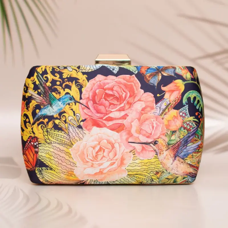 Woman Floral Island Printed Clutch