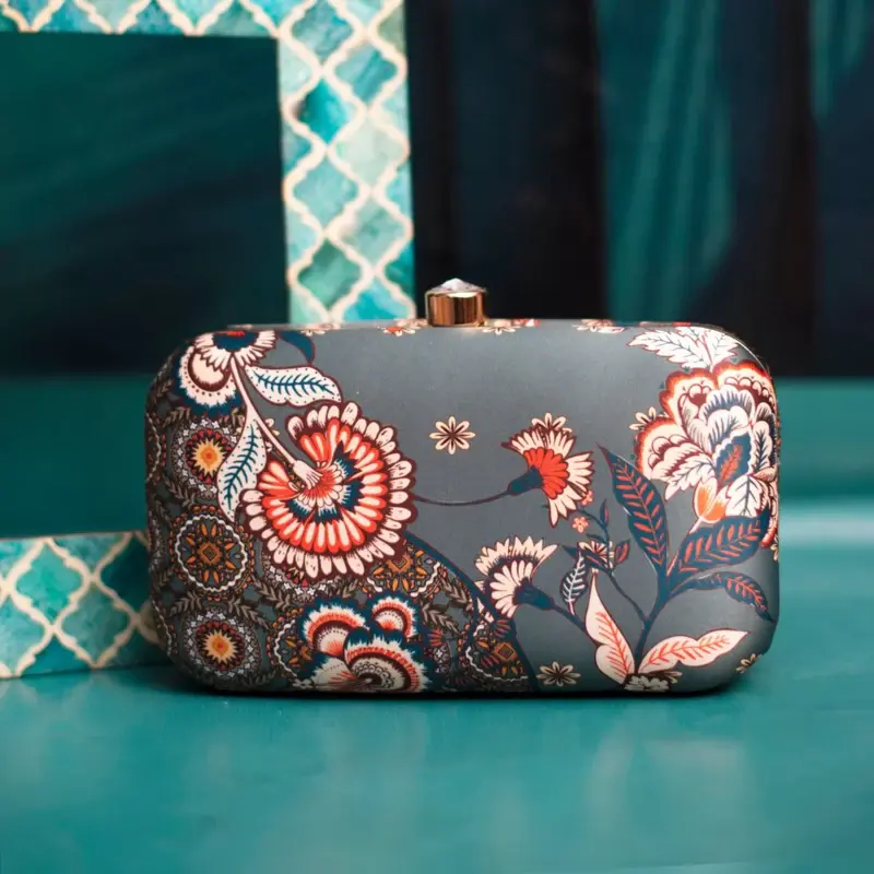Woman Floral Printed Clutch