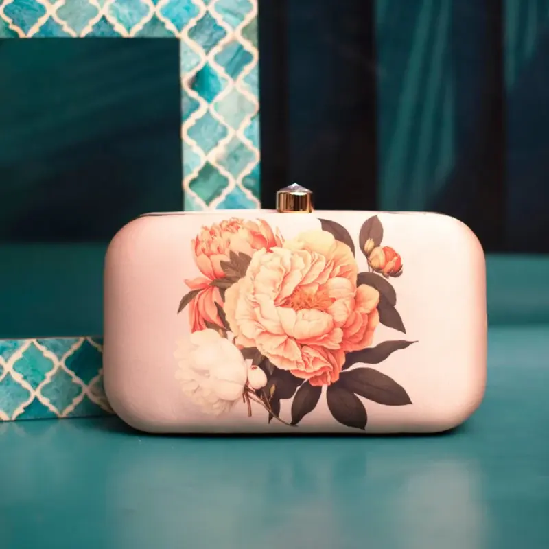 Woman Floral Printed Clutch
