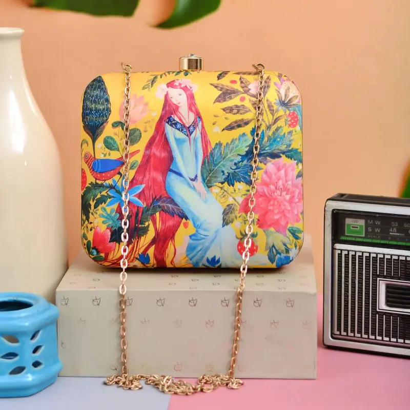 Women Cinderella Printed Clutch