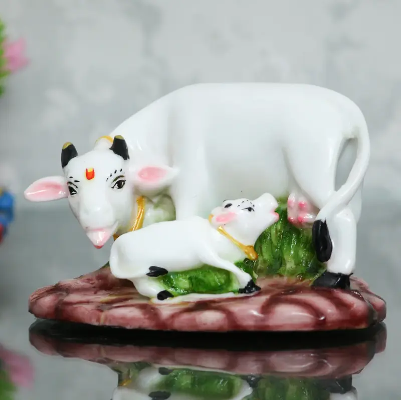Polyresin White Cow and Calf Statue